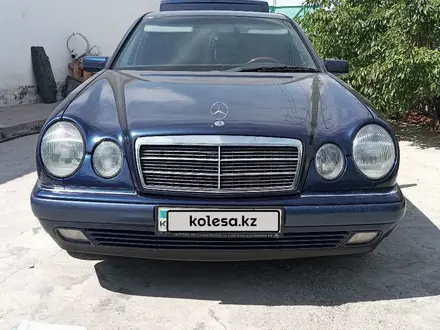 Mercedes-Benz E 240 1997 года за 3 700 000 тг. в Шымкент – фото 3