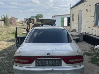 Mitsubishi Galant