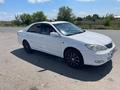 Toyota Camry 2002 года за 3 700 000 тг. в Уральск – фото 2