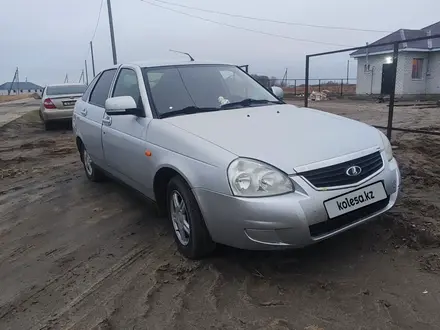 ВАЗ (Lada) Priora 2172 2013 года за 2 200 000 тг. в Атырау – фото 2