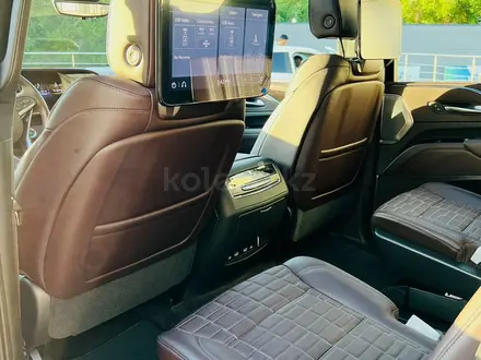 Cadillac Escalade 2021 года за 80 000 000 тг. в Алматы – фото 19