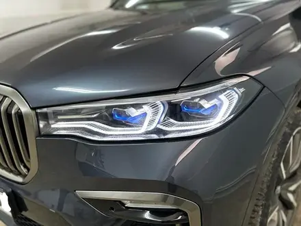 BMW X7 2021 года за 84 000 000 тг. в Астана