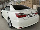 Toyota Camry 2015 года за 13 100 000 тг. в Шымкент – фото 4