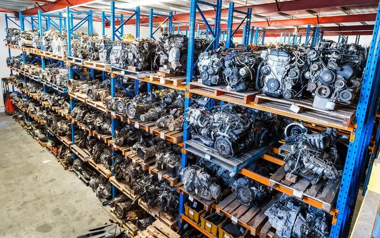 Запчасти двигателя коленвал гбц головка блока цилиндров поршень шатун шрот в Алматы