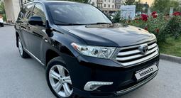 Toyota Highlander 2012 года за 13 500 000 тг. в Алматы