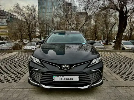 Toyota Camry 2023 года за 14 600 000 тг. в Алматы – фото 8