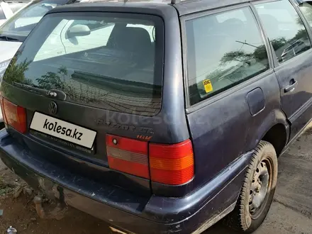Volkswagen Passat 1995 года за 1 500 000 тг. в Павлодар – фото 5