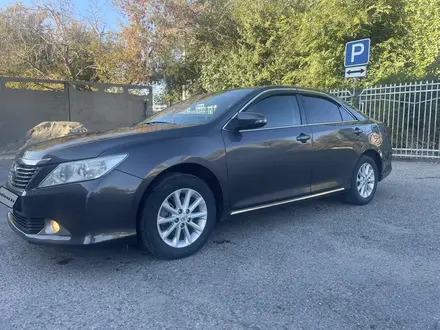 Toyota Camry 2013 года за 9 500 000 тг. в Усть-Каменогорск – фото 2