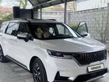 Kia Carnival 2022 года за 19 000 000 тг. в Алматы