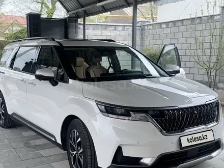 Kia Carnival 2022 года за 19 000 000 тг. в Алматы