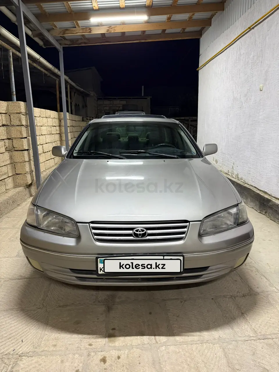 Toyota Camry, 1998