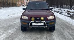 Toyota RAV4 1996 года за 2 600 000 тг. в Усть-Каменогорск – фото 2