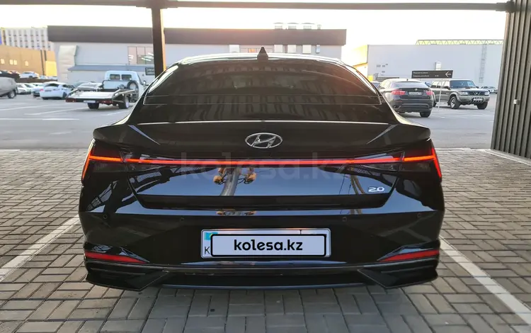 Hyundai Elantra 2023 года за 11 500 000 тг. в Шымкент