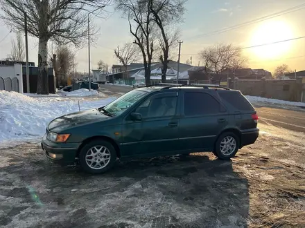 Toyota Vista 1998 года за 2 600 000 тг. в Талдыкорган – фото 3