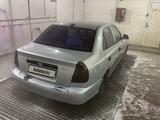 Hyundai Accent 2005 года за 1 400 000 тг. в Актобе – фото 2