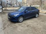 Hyundai Accent 2021 года за 8 700 000 тг. в Актобе – фото 2