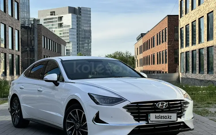 Hyundai Sonata 2023 годаүшін13 800 000 тг. в Алматы