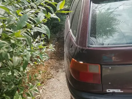 Opel Astra 1992 года за 550 000 тг. в Шымкент – фото 2