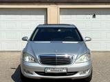 Mercedes-Benz S 350 2006 годаfor7 000 000 тг. в Алматы