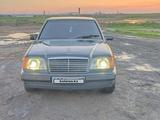 Mercedes-Benz E 220 1994 года за 1 750 000 тг. в Шымкент – фото 3