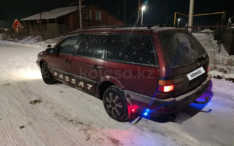 Volkswagen Passat 1992 годаfor1 600 000 тг. в Уральск