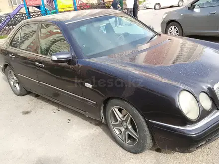 Mercedes-Benz E 320 1996 года за 2 200 000 тг. в Шымкент – фото 5