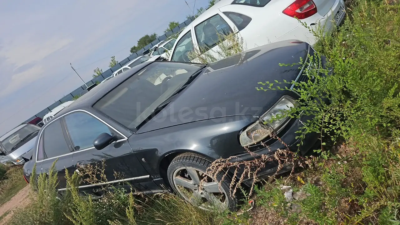 Audi A8, 1998