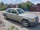 Mercedes-Benz E 200 1991 годаүшін700 000 тг. в Караганда – фото 2
