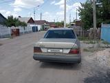 Mercedes-Benz E 200 1991 годаүшін700 000 тг. в Караганда – фото 3