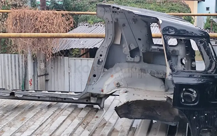 Заднее крыло Toyota FJ cruiser. за 150 000 тг. в Алматы