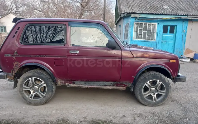 ВАЗ (Lada) Lada 2121 2001 года за 900 000 тг. в Семей