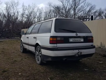 Volkswagen Passat 1992 года за 1 099 000 тг. в Караганда – фото 2