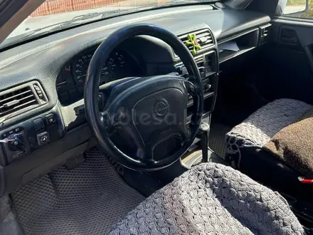 Opel Vectra 1994 года за 1 300 000 тг. в Актобе – фото 7