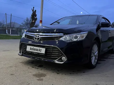 Toyota Camry 2015 года за 10 500 000 тг. в Шымкент