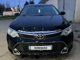 Toyota Camry 2015 года за 10 500 000 тг. в Шымкент – фото 2
