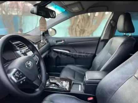 Toyota Camry 2015 года за 10 500 000 тг. в Шымкент – фото 3