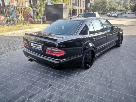 Mercedes-Benz E 55 AMG 2001 года за 5 500 000 тг. в Алматы – фото 2