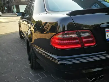 Mercedes-Benz E 55 AMG 2001 года за 5 500 000 тг. в Алматы – фото 10