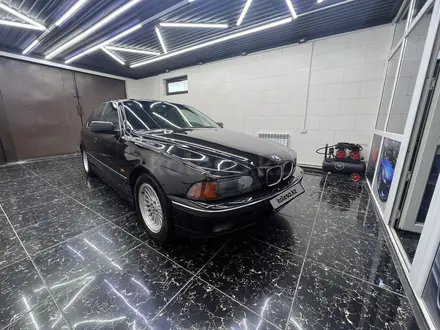 BMW 528 1996 года за 5 800 000 тг. в Алматы – фото 4