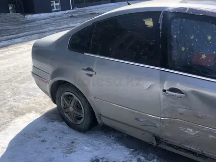 Volkswagen Passat 2002 года за 1 400 000 тг. в Актобе – фото 3