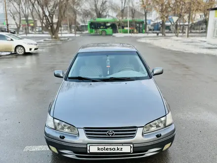 Toyota Camry 1997 года за 4 200 000 тг. в Алматы – фото 3