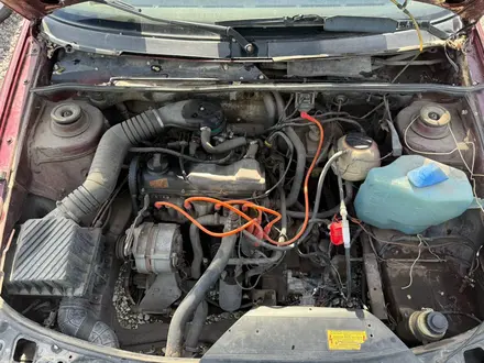 Volkswagen Passat 1994 года за 600 000 тг. в Алматы – фото 4
