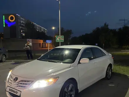 Toyota Camry 2011 года за 6 800 000 тг. в Аксай – фото 2