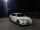 Toyota Camry 2011 года за 6 800 000 тг. в Аксай – фото 3