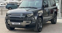 Land Rover Defender 2023 года за 58 861 000 тг. в Актау