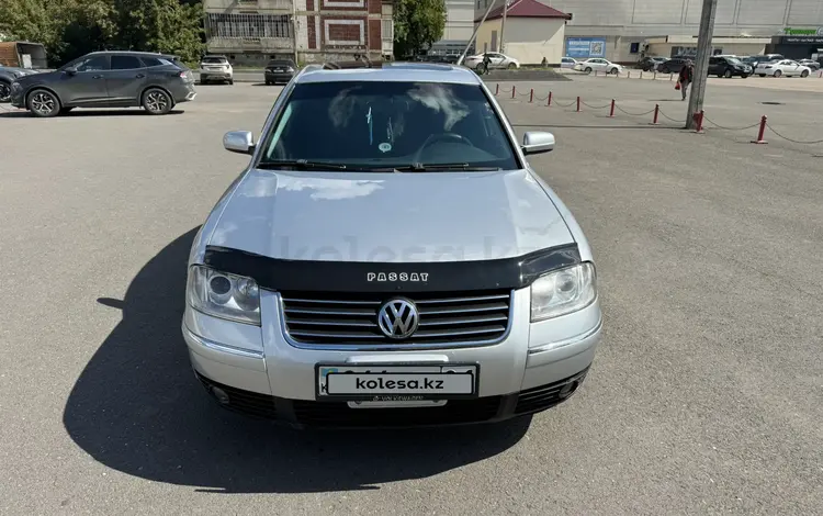 Volkswagen Passat 2002 годаfor2 850 000 тг. в Астана