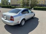 Volkswagen Passat 2002 годаfor2 850 000 тг. в Астана – фото 5