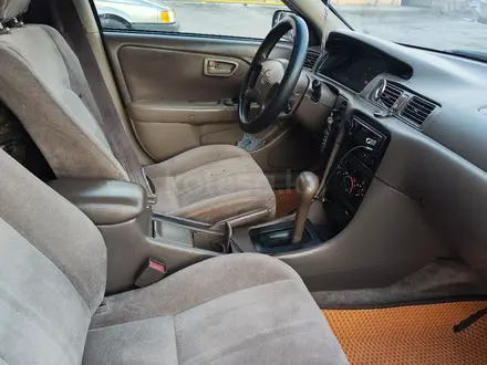 Toyota Camry 1998 года за 3 000 000 тг. в Тараз – фото 4