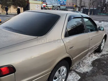 Toyota Camry 1998 года за 3 000 000 тг. в Тараз – фото 5