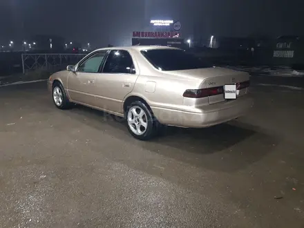 Toyota Camry 1998 года за 3 100 000 тг. в Шымкент – фото 4